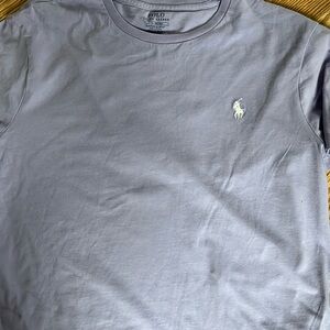 Men’s lavender polo Tshirt size large great condition